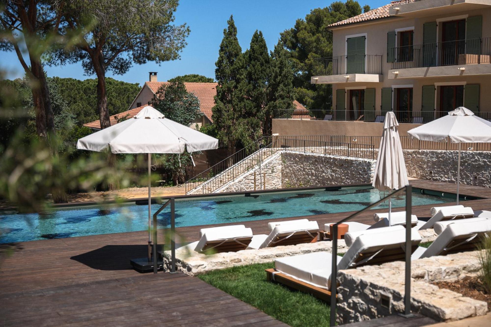 Hotel Boutique Responsable Et Restaurant Basgi Basgi 4*